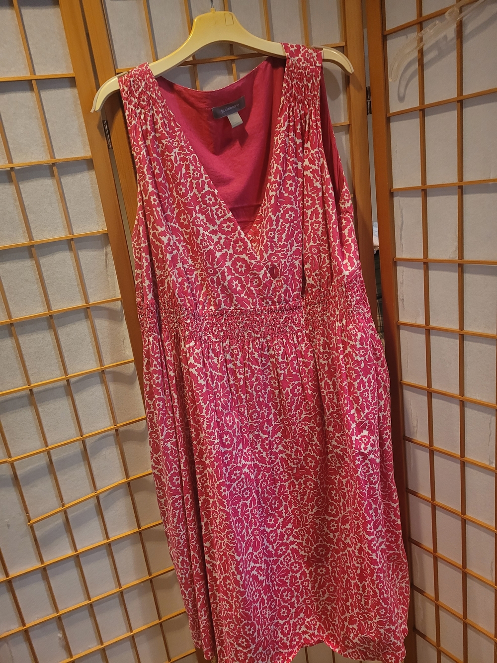Liz Claiborne Pink and White Floral V‑Neck Maxi Dress